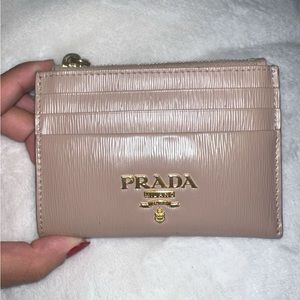 Prada cardholder🤎 Authentic
